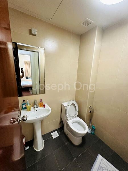 2 Bed Condo for Rent in  Sims Dorado - Image 2